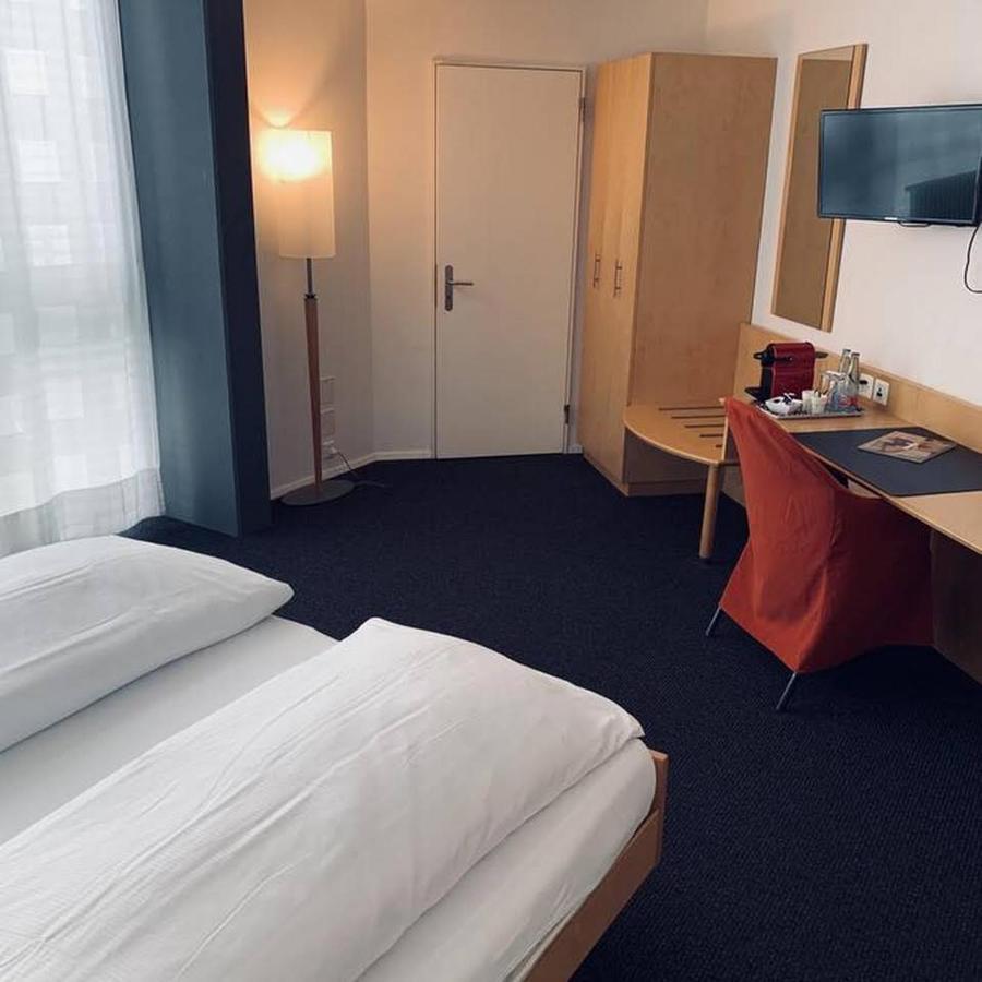 Work & Live Apartments Фрауенфелд Екстериор снимка