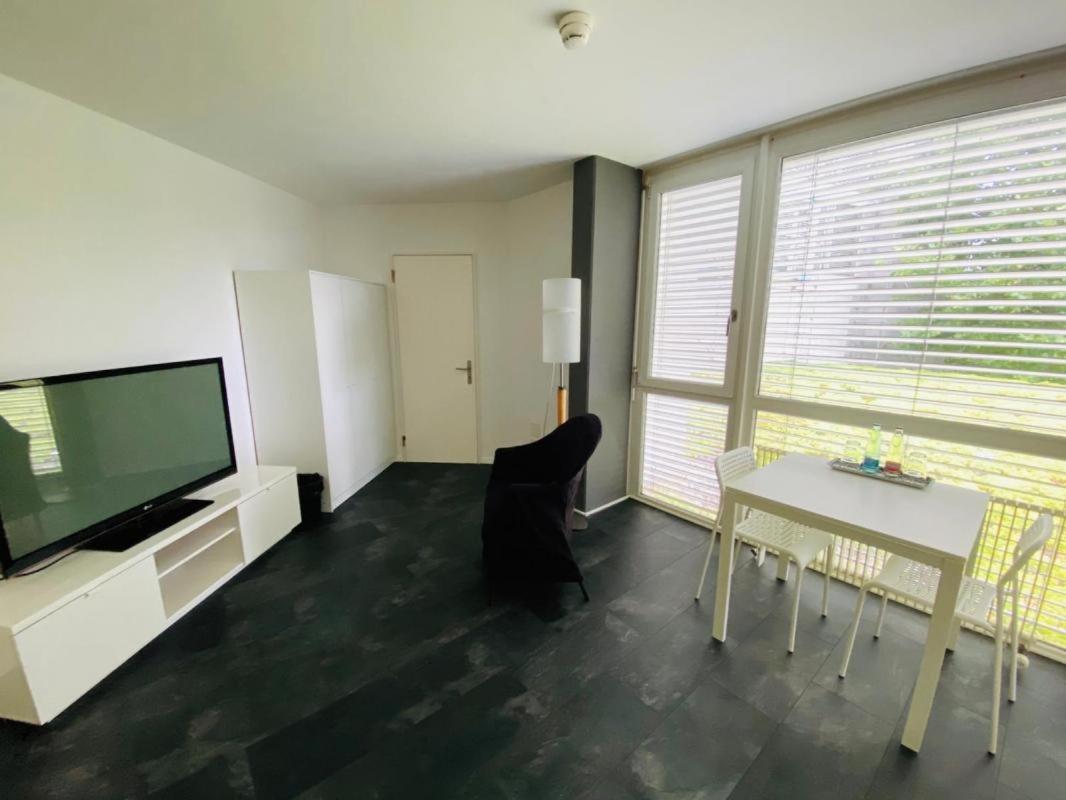 Work & Live Apartments Фрауенфелд Екстериор снимка